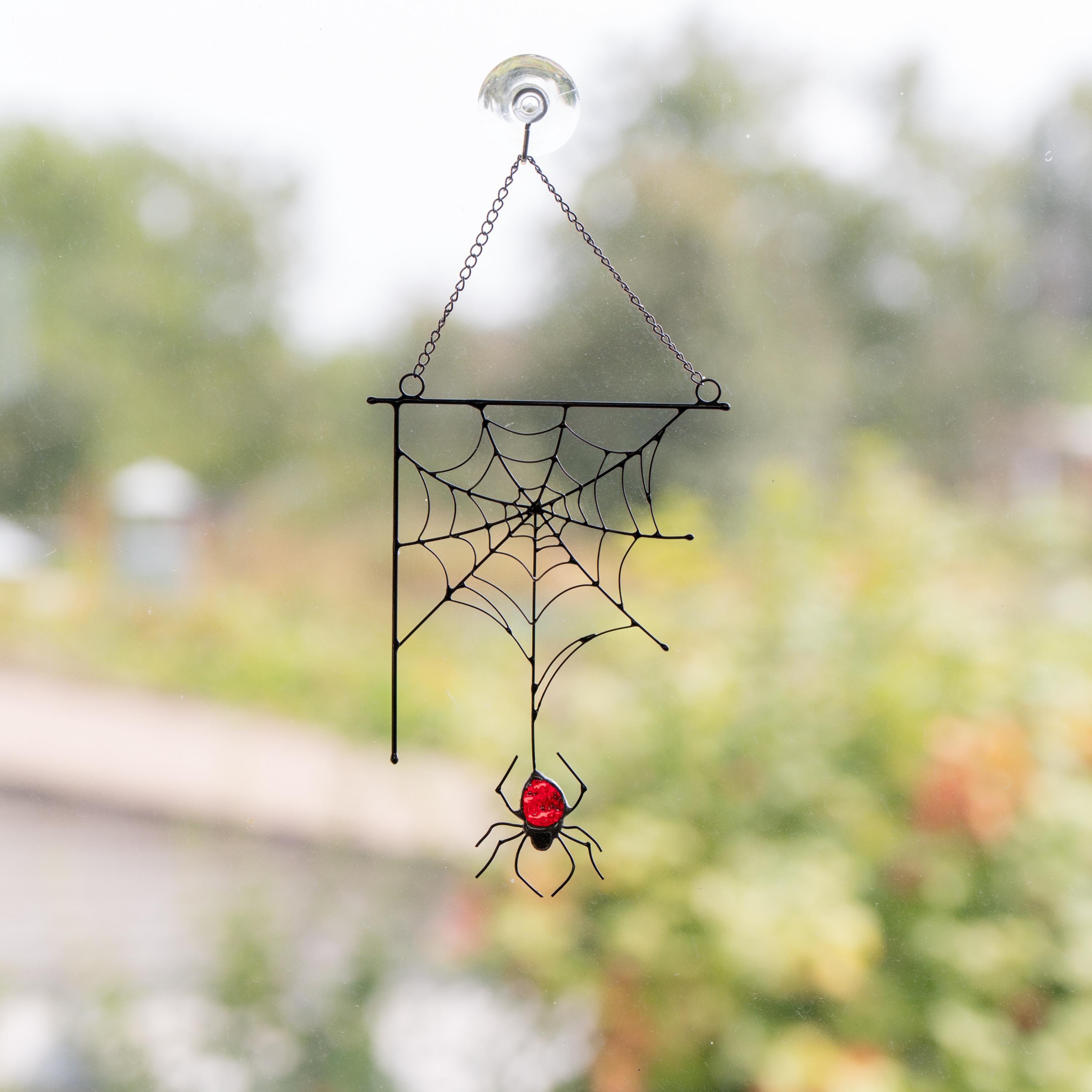 Halloween stained glass jumping spider Halloween gifts Modern stained glass window hangings Web suncatchers