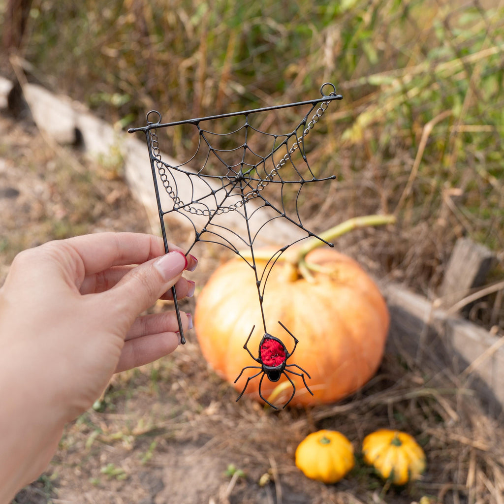 Halloween stained glass jumping spider Halloween gifts Modern stained glass window hangings Web suncatchers