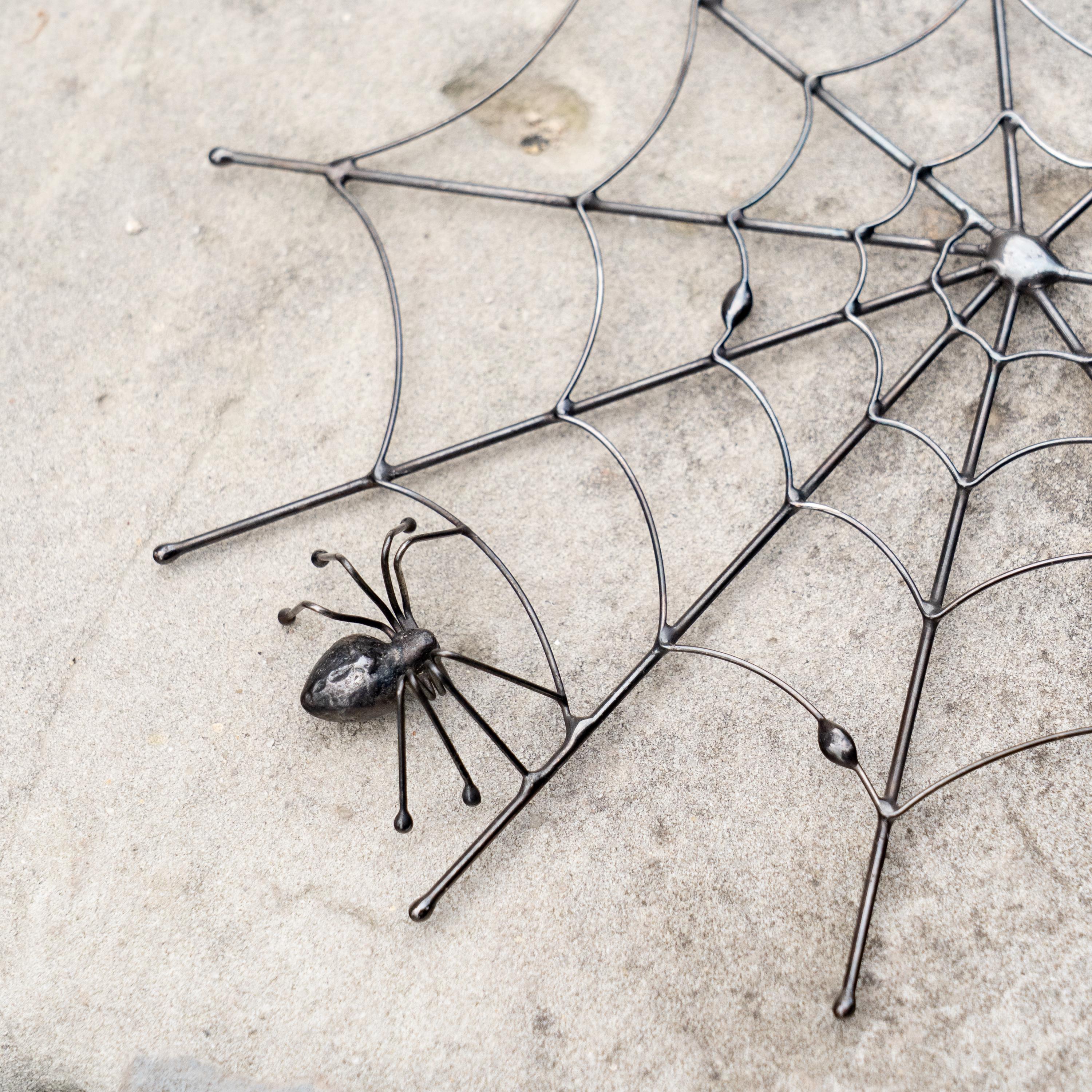 Jumping spider Halloween stained glass window hangings Handmade gifts Stained glass ghost suncatcher Spider web Halloween gifts