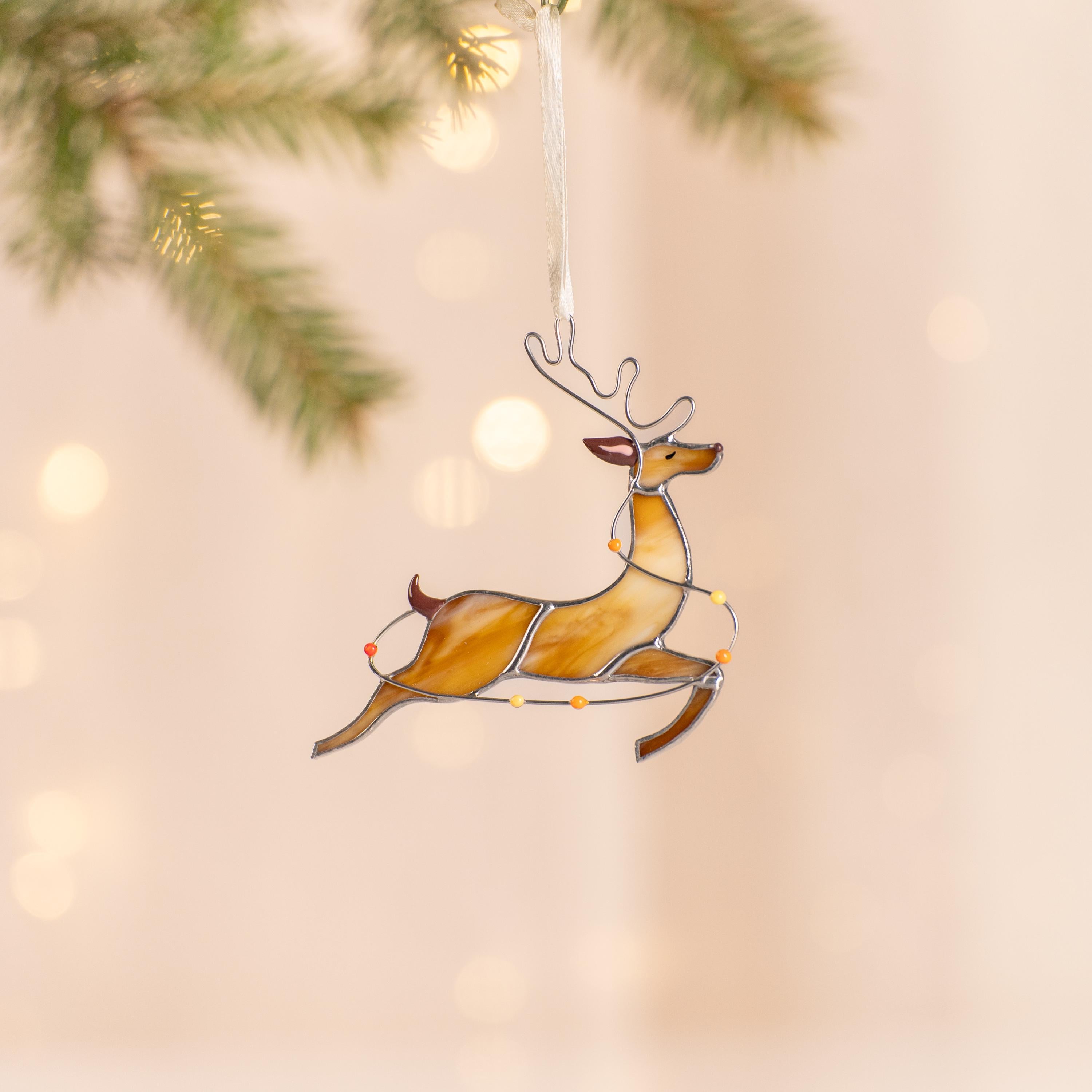 Reindeer stained glass suncatcher Grandma Christmas gift Christmas tree ornaments stained glass window hangings Christmas decoration
