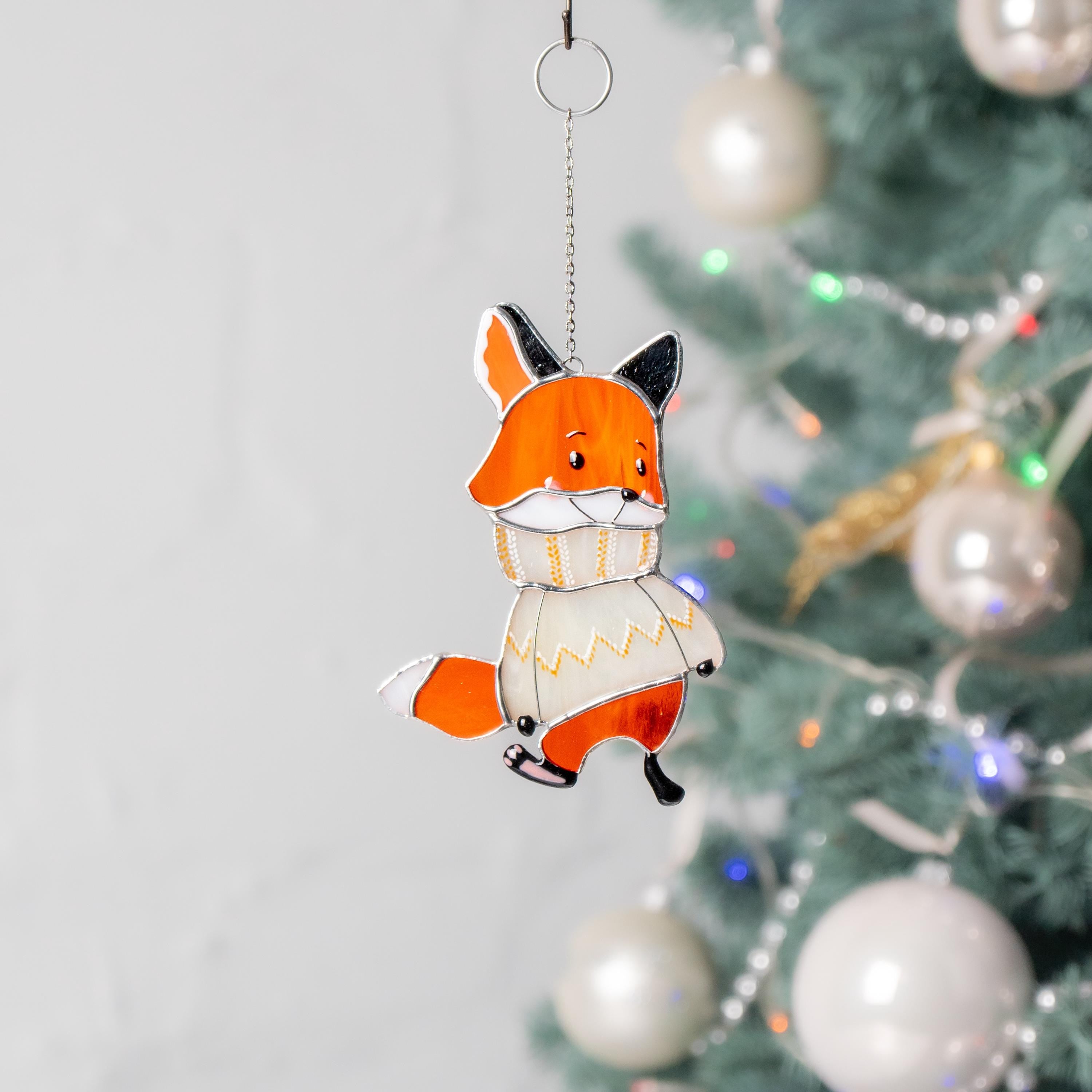 Fox gifts stained glass window hangings Christmas gifts mom Fox stained glass suncatcher Holiday hosting decor Fox family tree ornament